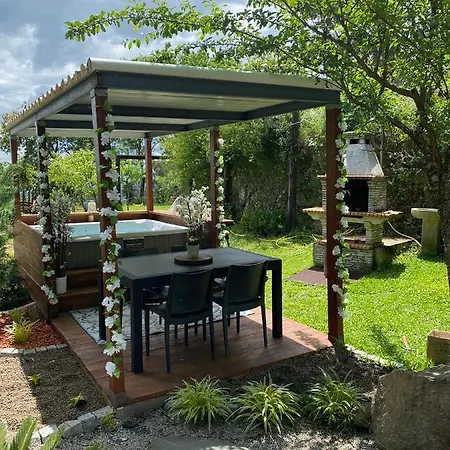 Quinta Leiras De Mondim Holiday home Pico